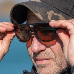 Avid Carp Seethru AV Classic Polarised Sunglasses Brwon Lens