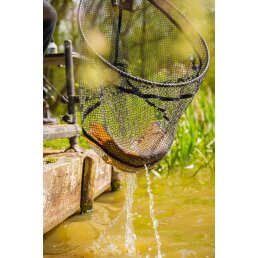 Preston Carbon F1 Latex Landing Net